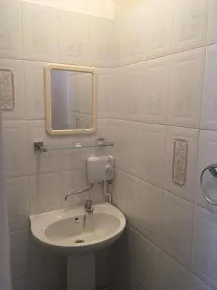 Superior Tek Büyük Yataklı Oda, Banyolu/Duşlu (Turret Double Room)