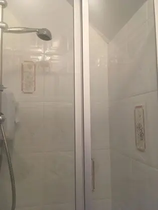 Superior Tek Büyük Yataklı Oda, Banyolu/Duşlu (Turret Double Room)