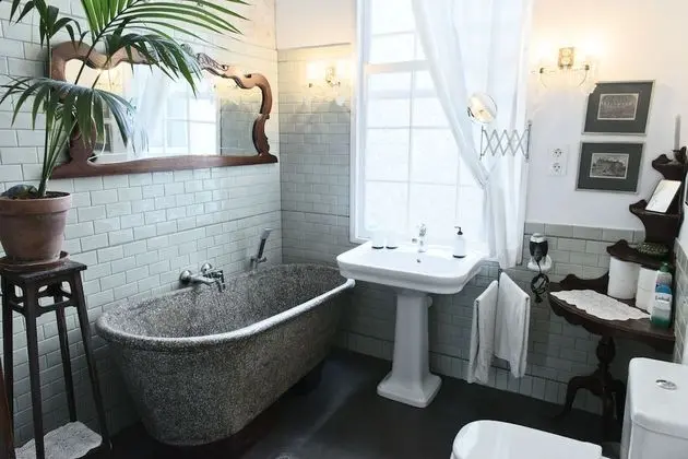 Oda, Ortak Banyo (Balcony)