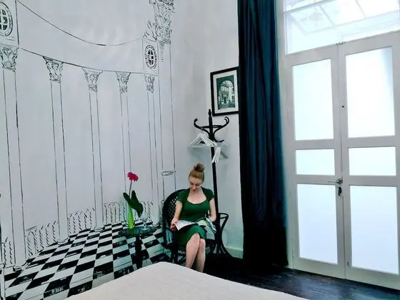 Oda, Ortak Banyo (Versailles)