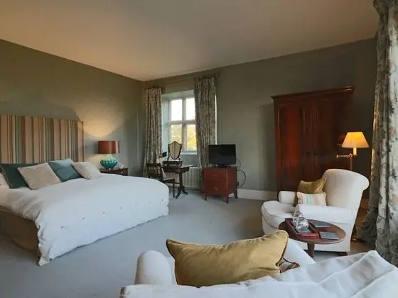 Superior Tek Büyük Yataklı Oda, Banyolu/Duşlu, Bahçe Manzaralı (Room 7)