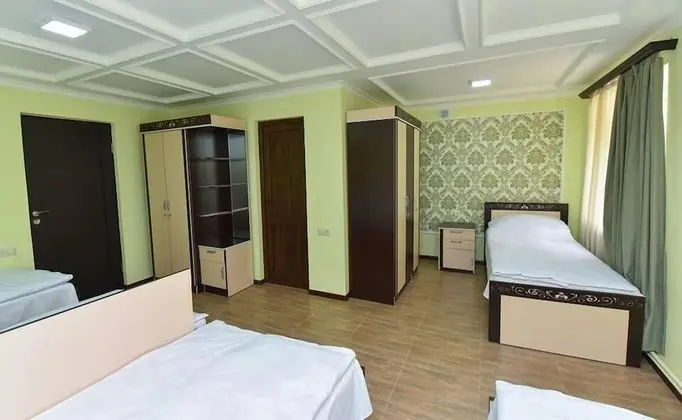 Ortak Ranzalı Oda, Sadece kadınlar için