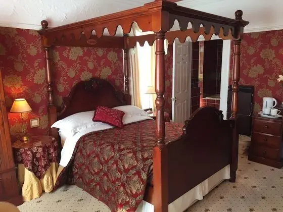 Superior Four Poster Double Room