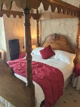 Superior Four Poster Double Room
