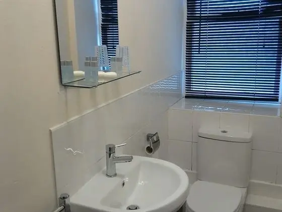 İki Ayrı Yataklı Oda, Banyolu/Duşlu (Bothy Bunks Room )