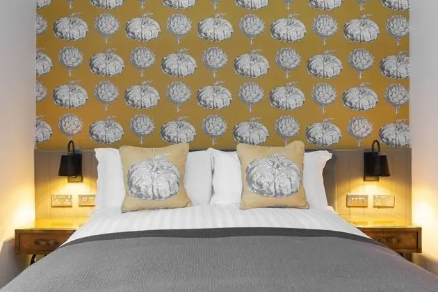 Double Room - Category 'Very Good'