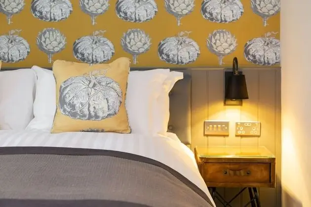 Double Room - Category 'Very Good'