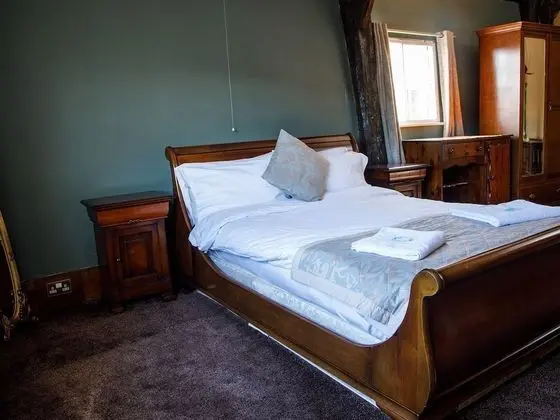 Tek Büyük Yataklı Oda, Banyolu/Duşlu