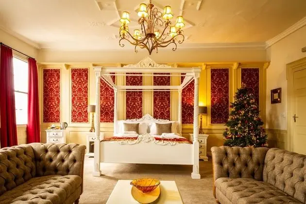 Royal Tek Büyük Yataklı Oda