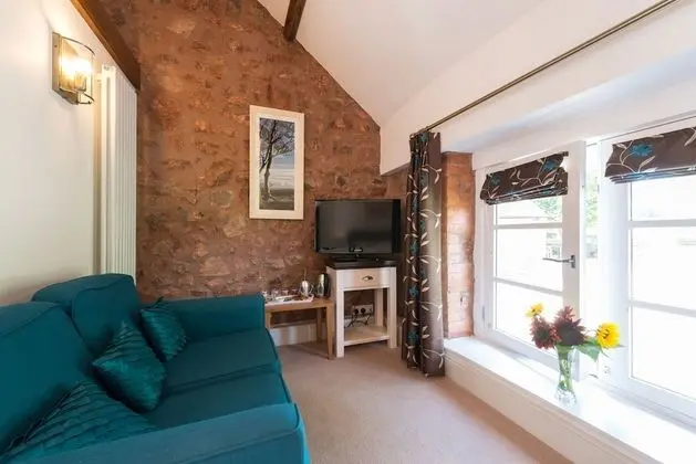 Junior Süit, Banyolu/Duşlu