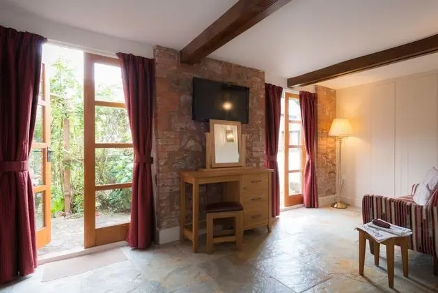 Junior Süit, Banyolu/Duşlu, Zemin Kat