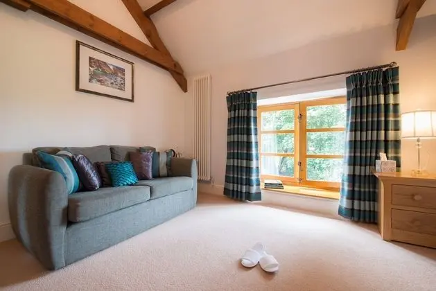 Süit, Banyolu/Duşlu (Four Poster Bed)