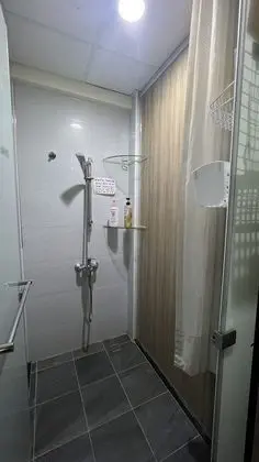 Standard Ortak Ranzalı Oda, Sadece kadınlar için