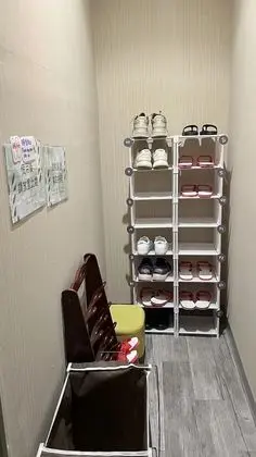 Standard Ortak Ranzalı Oda, Sadece kadınlar için