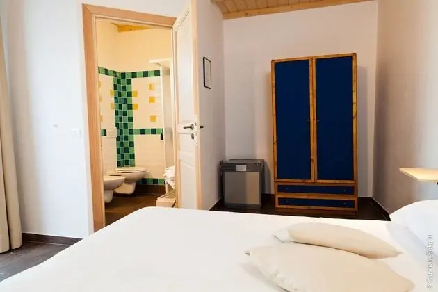 Economy Tek Büyük Yataklı Oda, Bahçe Manzaralı