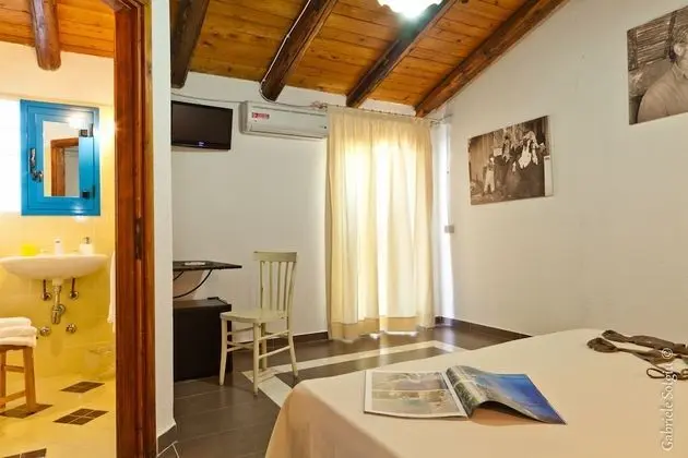 Economy Tek Büyük Yataklı Oda, Bahçe Manzaralı