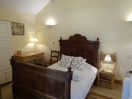 Tek Büyük Yataklı Oda (Barn Room)