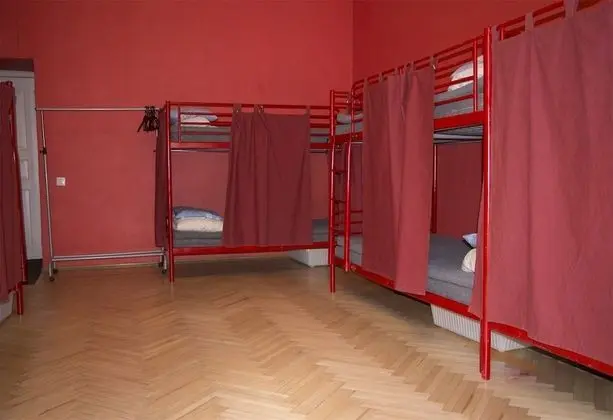 Ortak Ranzalı Oda, Karma Ranzalı Oda (10 guests)