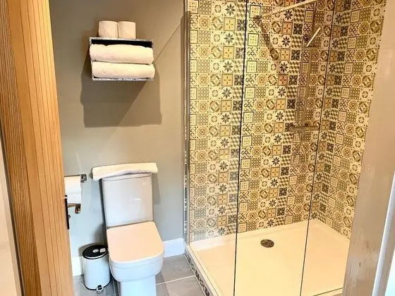 Apart Daire, Özel Banyo (Studio)