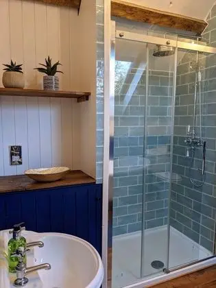 Tek Büyük Yataklı Oda (Burcott Room)