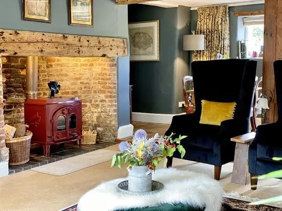Deluxe Apart Daire, Sıcak Su Havuzu, Bahçe Manzaralı (The East Wing)