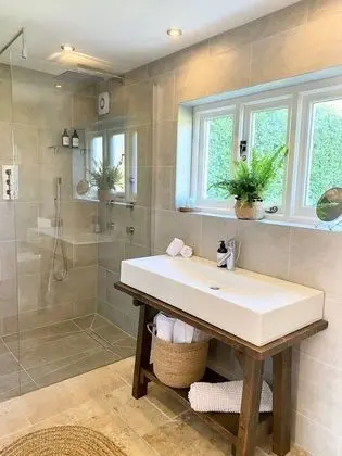 Deluxe Kır Evi, Özel Banyo, Bahçe Manzaralı (The Coach House)