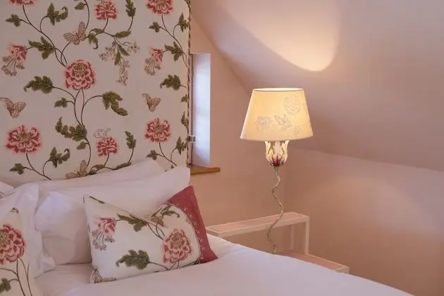Deluxe Tek Büyük Yataklı Oda, Banyolu/Duşlu