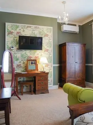 Deluxe Tek Büyük Yataklı Oda, Banyolu/Duşlu