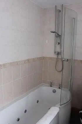 Deluxe Oda, Banyolu/Duşlu