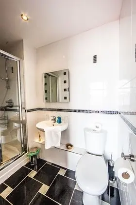 Deluxe Oda, Banyolu/Duşlu