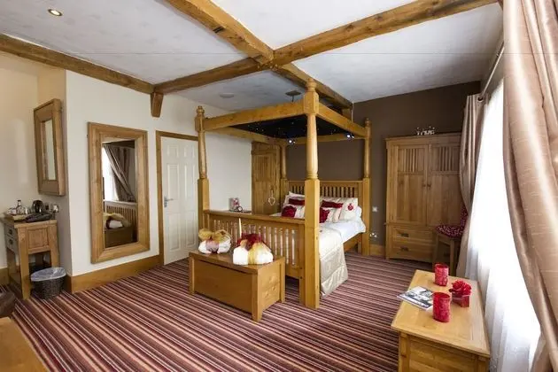 Deluxe Oda (with Jacuzzi Bath )