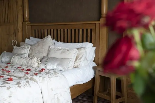 Deluxe Oda (with Jacuzzi Bath )