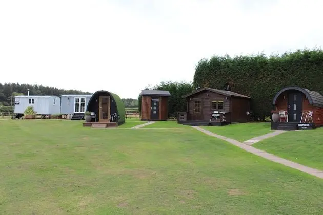 Deluxe Oda (with Jacuzzi Bath )