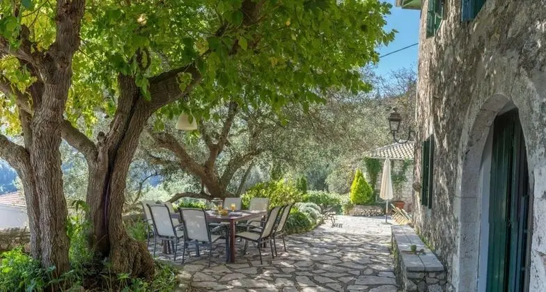 Traditional Ev, 4 Yatak Odası (Old)
