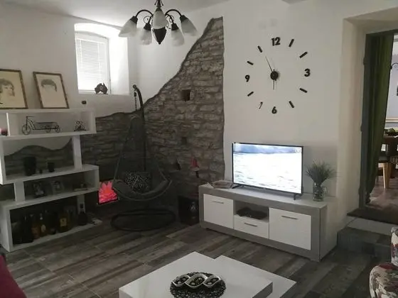 Classic Apart Daire, Dağ Manzaralı