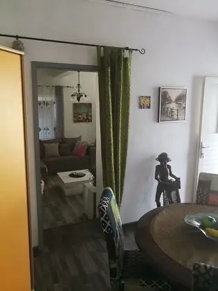 Classic Apart Daire, Dağ Manzaralı
