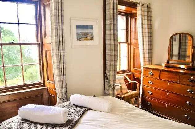 Ev (7 bedrooms)