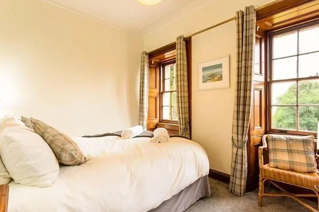 Ev (7 bedrooms)
