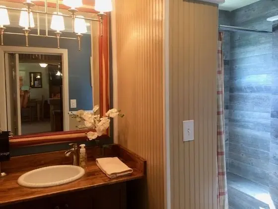 Superior Apart Daire, 1 Büyük (Queen) Boy Yatak ve Çekyat, Sigara İçilmez, Küçük Mutfak