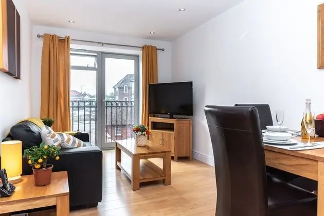 City Apart Daire, Özel Banyo, Avlu Manzaralı