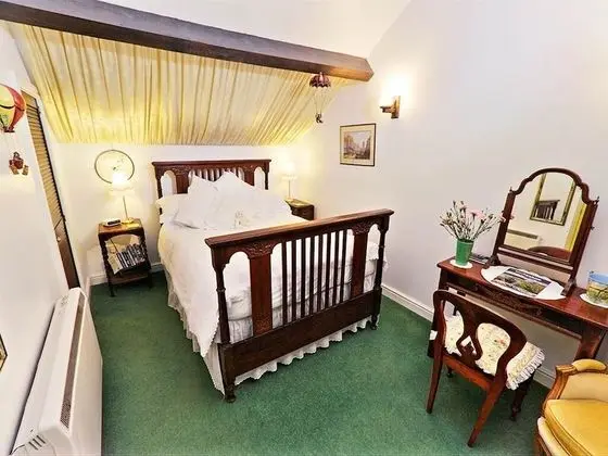 Tek Büyük Yataklı Oda, Banyolu/Duşlu (The Hayloft)