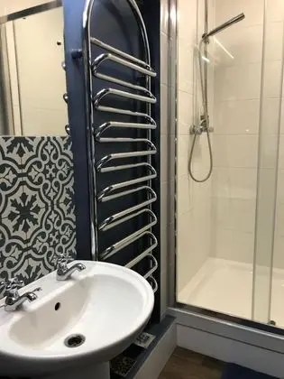 Tek Büyük Yataklı Oda (with ensuite)