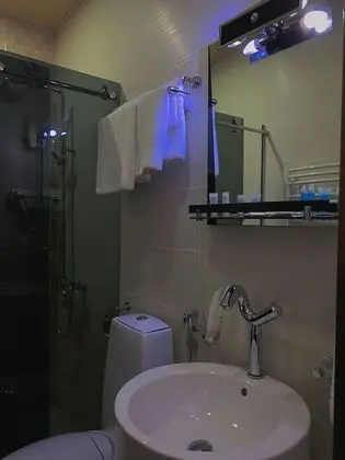 Standard Tek Büyük veya İki Ayrı Yataklı Oda, Nehir Manzaralı