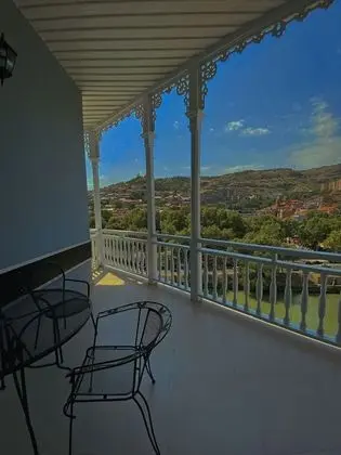 Standard Tek Büyük veya İki Ayrı Yataklı Oda, Nehir Manzaralı