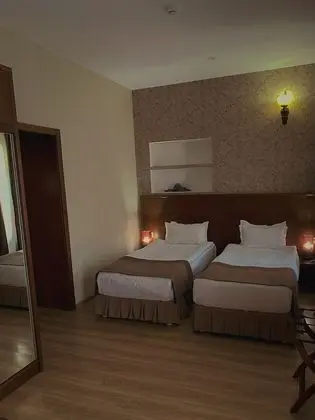 Standard Tek Büyük veya İki Ayrı Yataklı Oda, Şehir Manzaralı