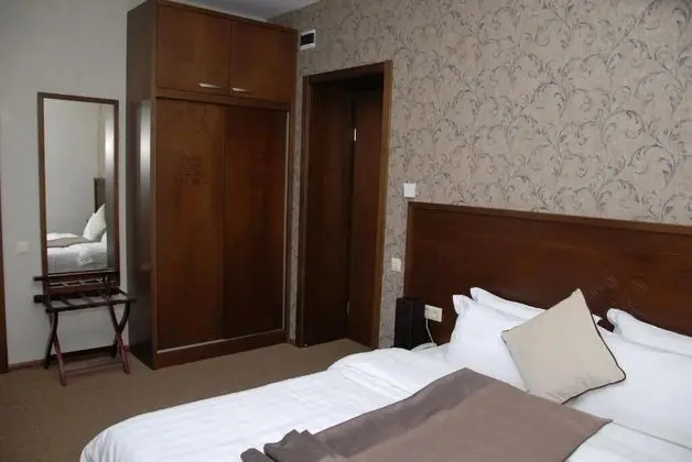 Standard Tek Büyük veya İki Ayrı Yataklı Oda, Şehir Manzaralı