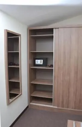 Tek Büyük veya İki Ayrı Yataklı Oda (Attic)