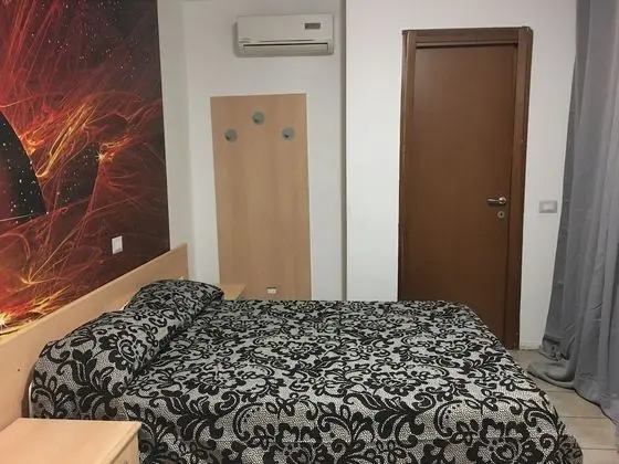 Tek Büyük veya İki Ayrı Yataklı Oda, Özel Banyo