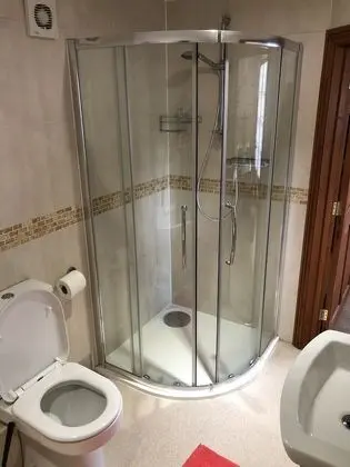 Standard Tek Büyük veya İki Ayrı Yataklı Oda (First Floor)