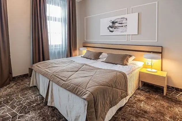 Standard Tek Büyük veya İki Ayrı Yataklı Oda